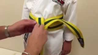 How to tie a karate belt [upl. by Mellie]